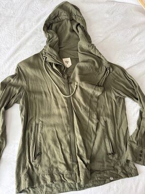 Billabong Olive Green hooded jacket drape front lightweight utility jacket